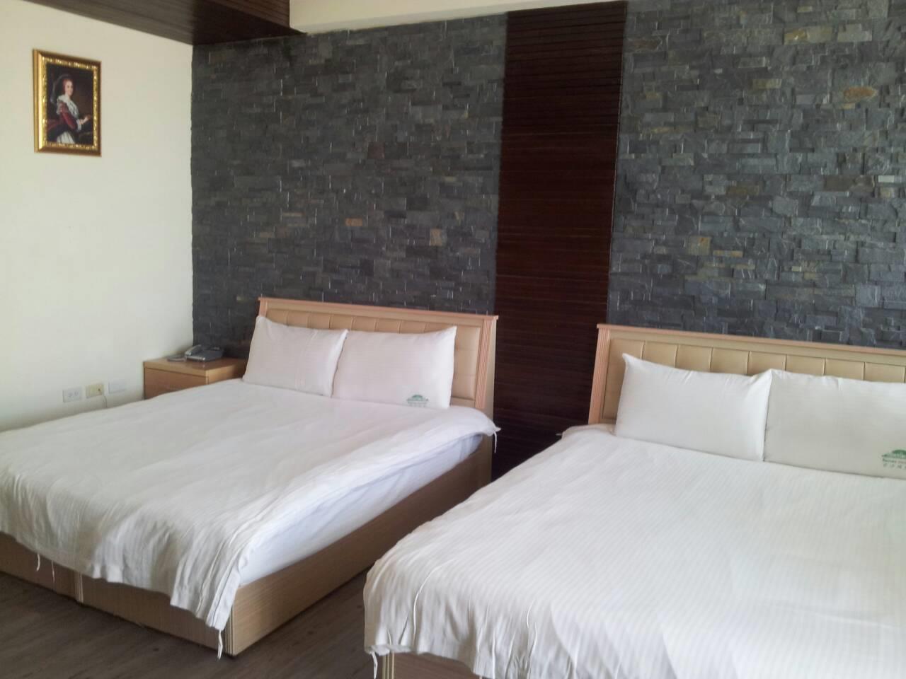 Empire Pacific Castle Hotel Yangmei Bagian luar foto