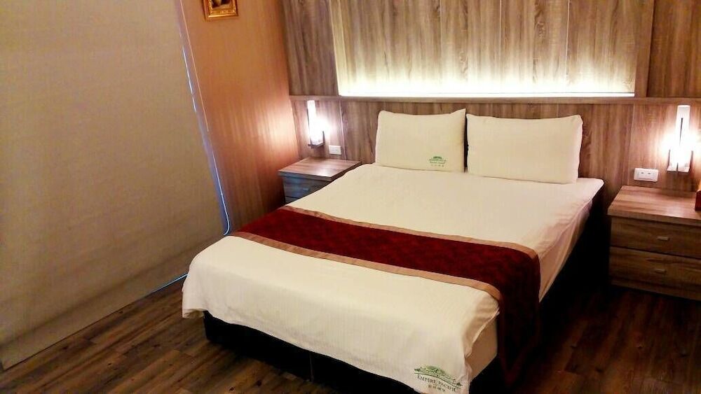 Empire Pacific Castle Hotel Yangmei Bagian luar foto